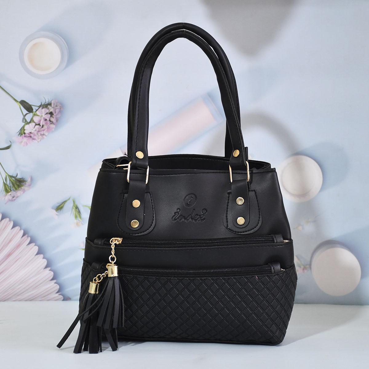 fcity.in - Gorgeous Stylish Handbag Attractive And Classic In Design Ladies