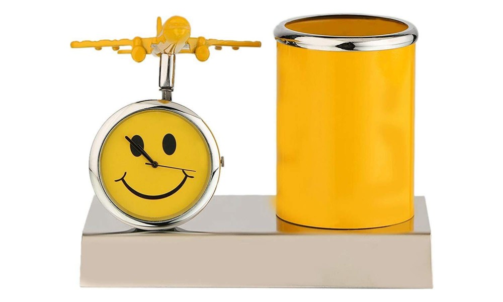 Office Desk Accessories Aeroplane Designed Multiuse Clock and Pen-Stand for Gifts, Office Use and Stationery Office Desk Accessories Aeroplane Designed Multiuse Clock and Pen-Stand for Gifts, Office Use and Stationery