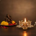 Crystal Lotus Diya Set with Gift Box image 3