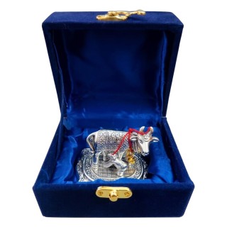 Kamdhenu Cow and Calf Idol with Velvet Box for Pooja Return Gift