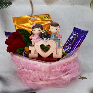 Love and Romatic Gift Basket for Lover