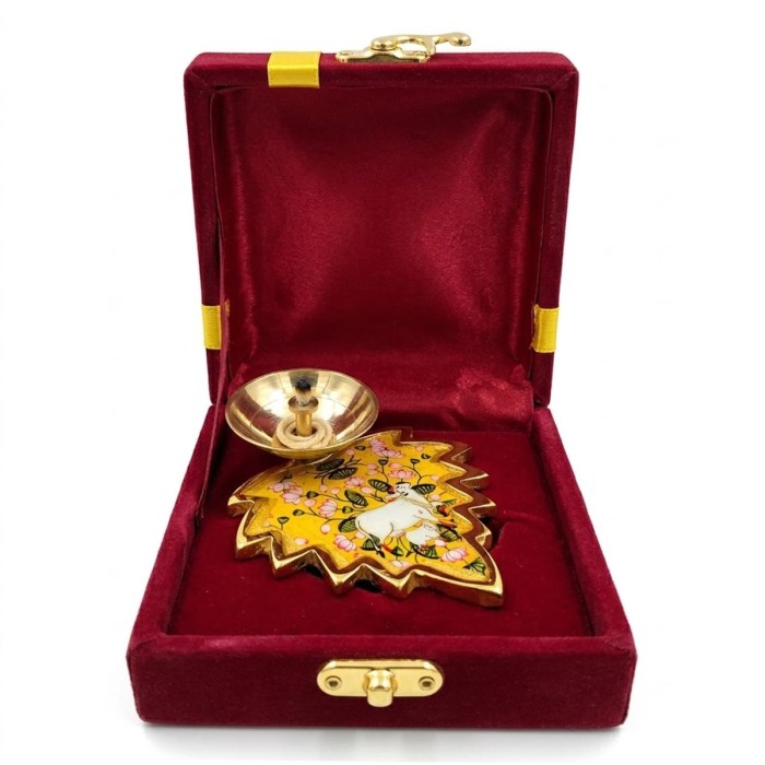 Pichwai Cow Leaf Shape Diya Set with Gift Box